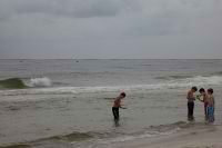 Nios jugando en la playa de Orange Beach, en el estado estadounidense de Alabama. / Crdito:Erika Blumenfeld/IPS. 