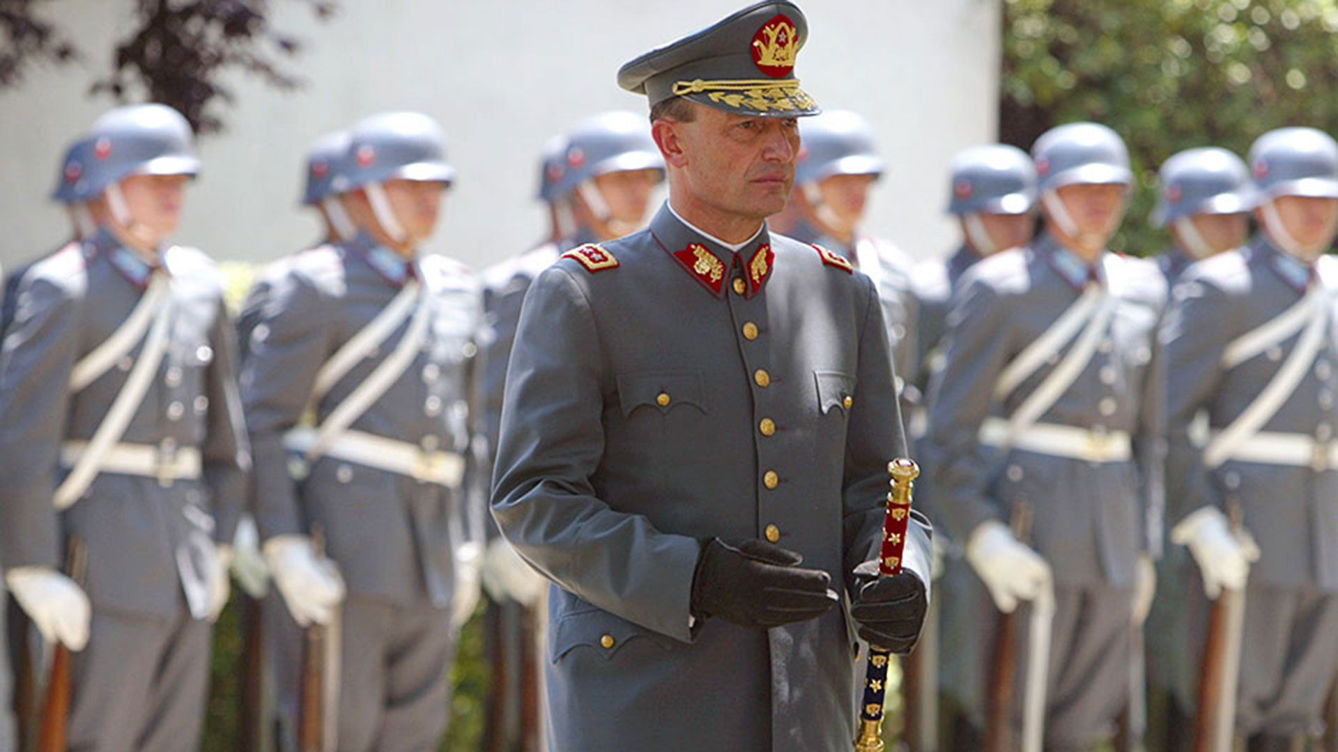 El general (r) Juan Emilio Cheyre fue sentenciado a tres aos de libertad vigilada, que ser apelado por la defensa 